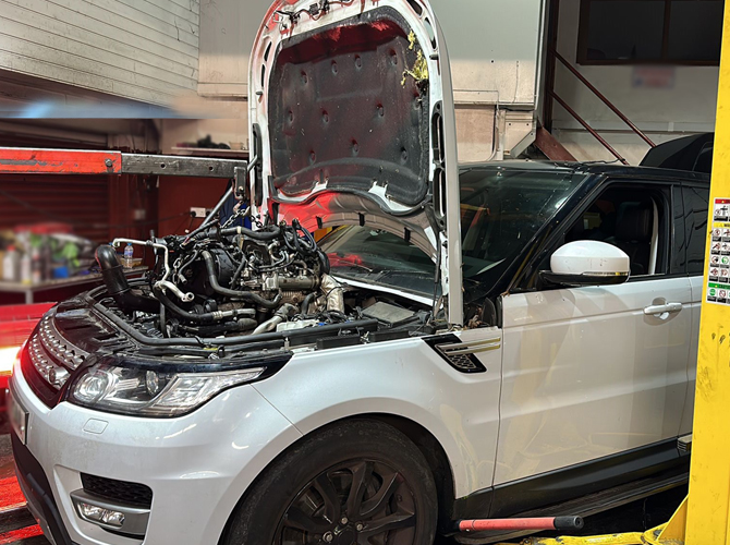 Range Rover engines